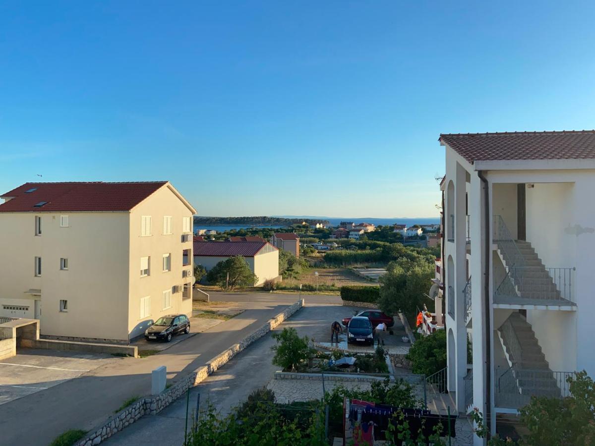 Apartments Pijaza Банёл Экстерьер фото