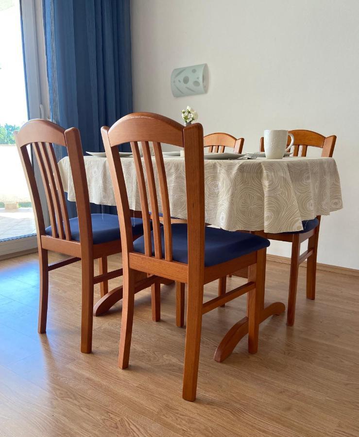 Apartments Pijaza Банёл Экстерьер фото